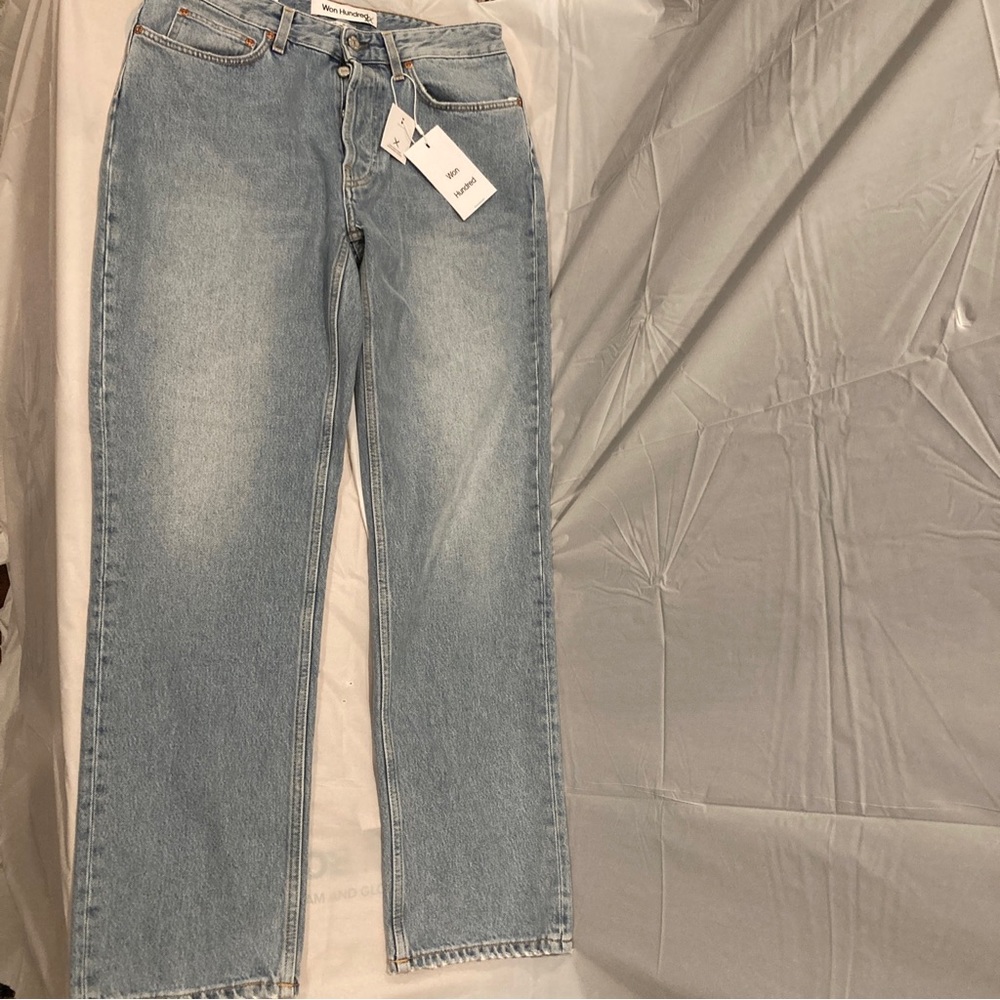 Won hundred straight jeans